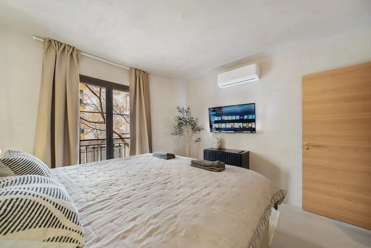3 Bedroom Apartment In Old Town Marbella Spain